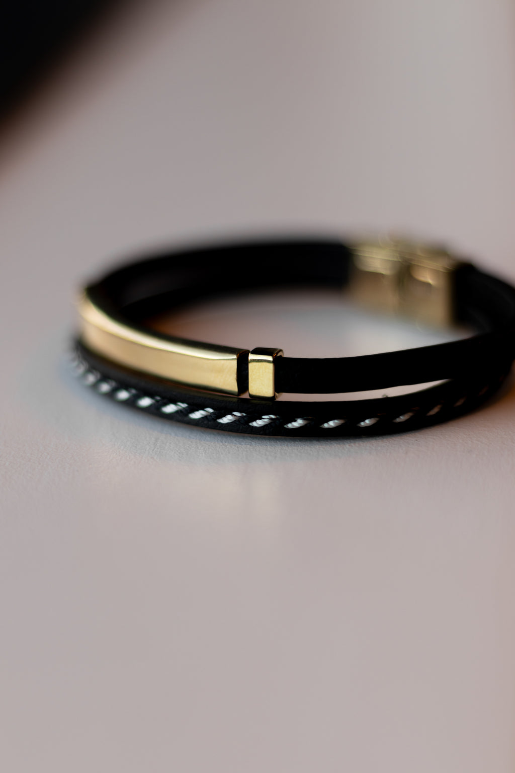 Men’s Black Leather Bracelet with Gold-Tone Stainless Steel Accents, 21 cm