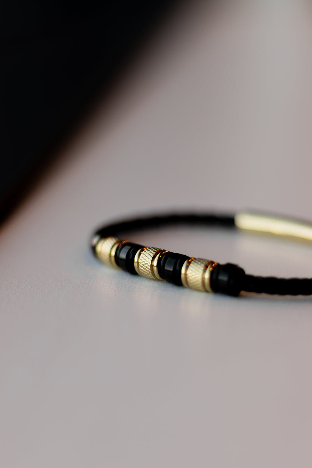 Men’s Black Leather Bracelet with Gold-Tone Stainless Steel Accents and Black Beads, 21 cm