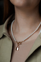 Sedy Jewelry Pearl Beaded Necklace with Gold or Rhodium Lock Pendant