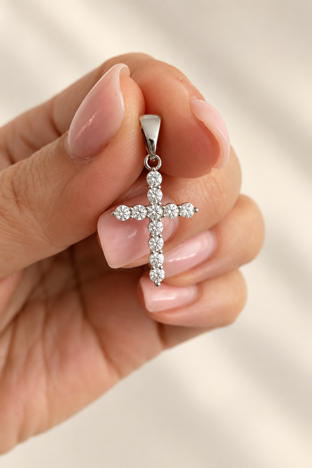 Gold-Plated CZ Pendant – Silver or Rose Gold Colour, 2.5 cm