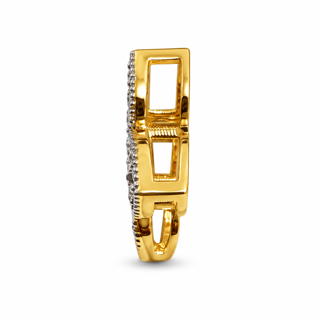 Sparkling Floral Pendant – Gold or White Gold Plated, 18 mm