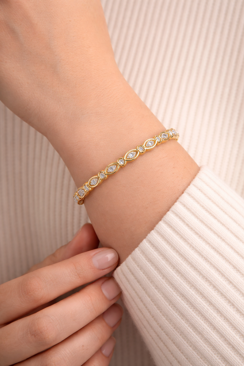 CZ Tennis Bangle Bracelet – Gold Plated, 6 cm