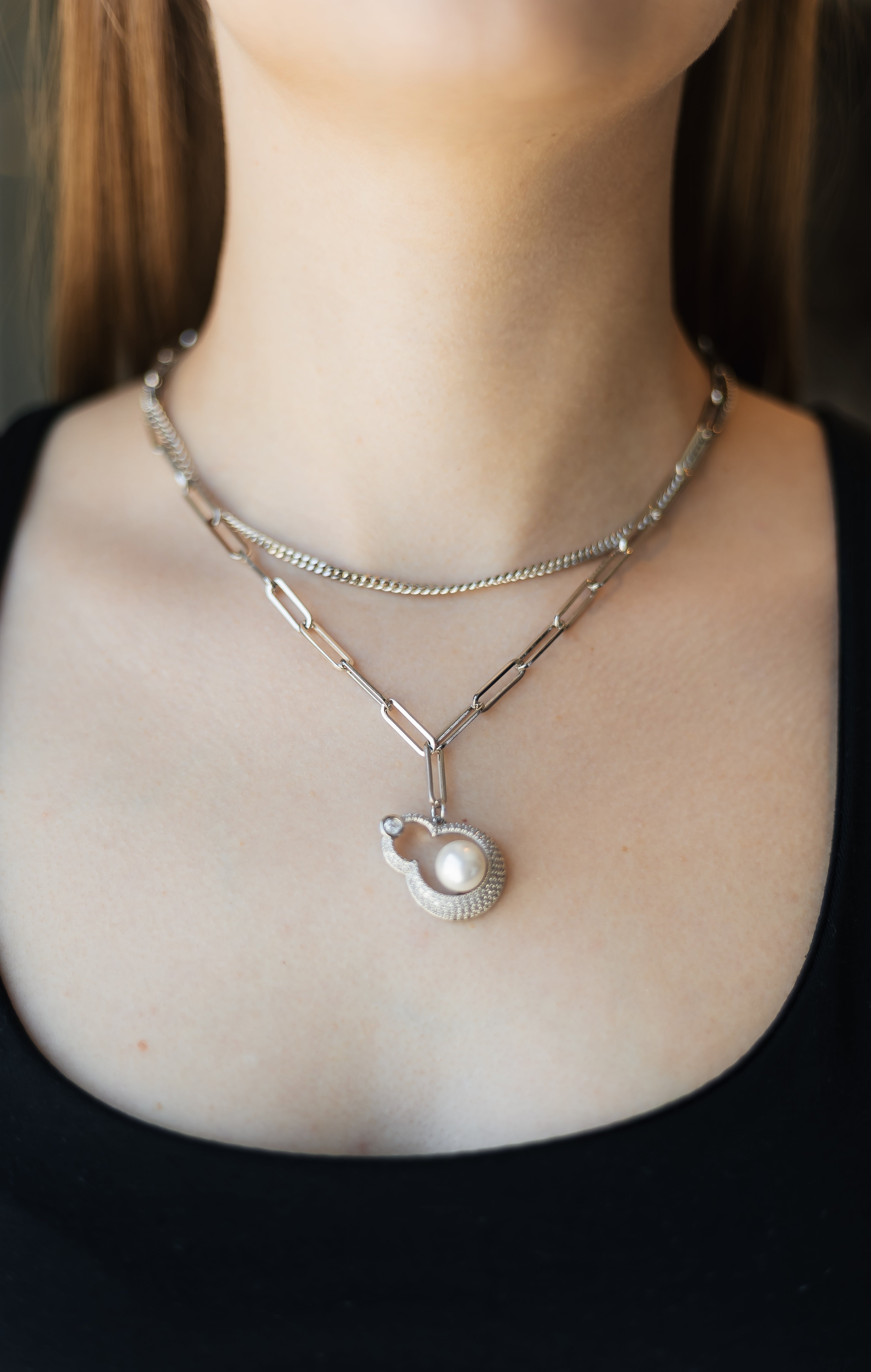 White Gold Plated Layered Pearl Pendant Necklace – Built-In Double Layer Hypoallergenic Necklace 38 cm + 45+5 cm