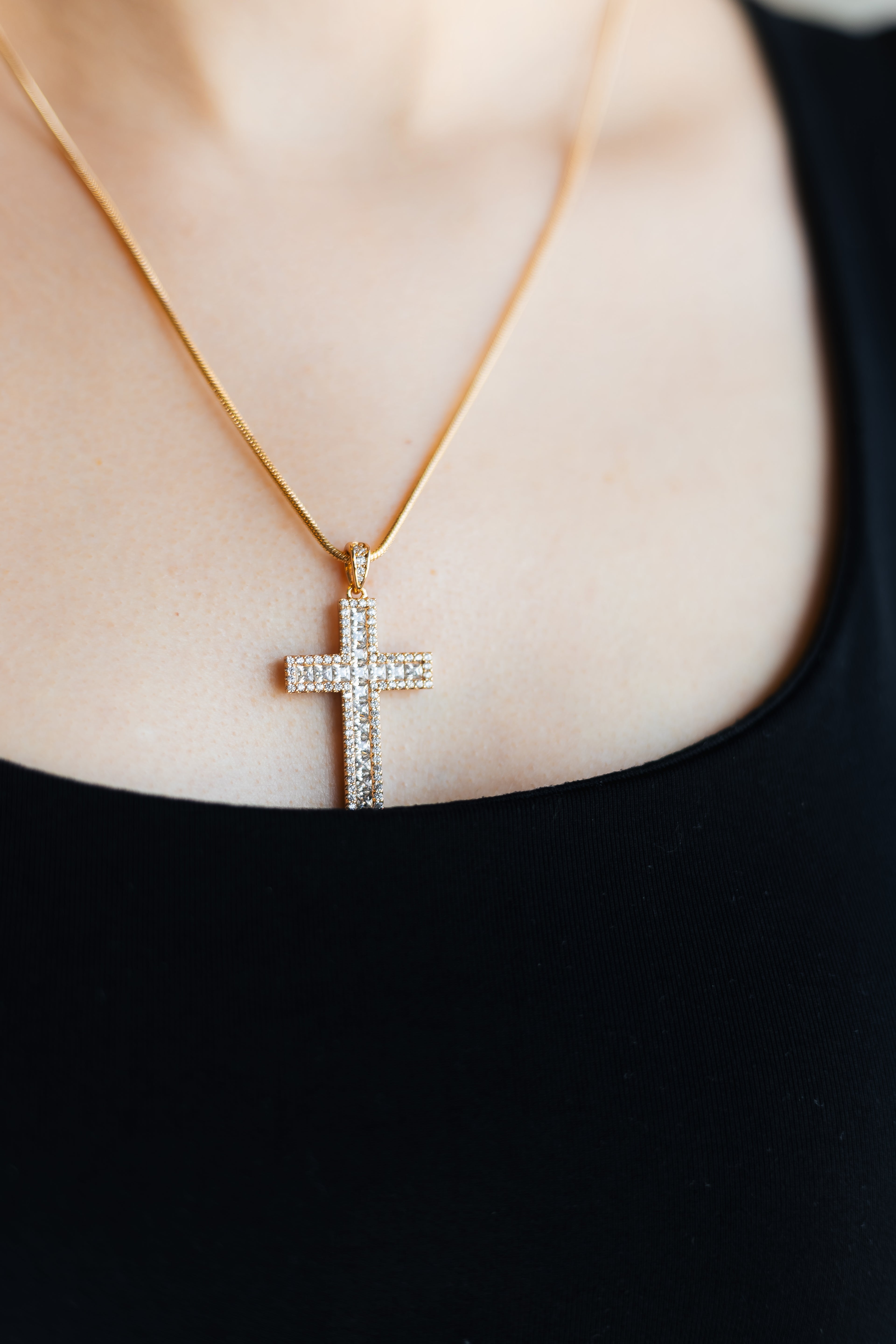 Rose Gold Plated CZ Pendant Necklace – Hypoallergenic Necklace Set with Chain
