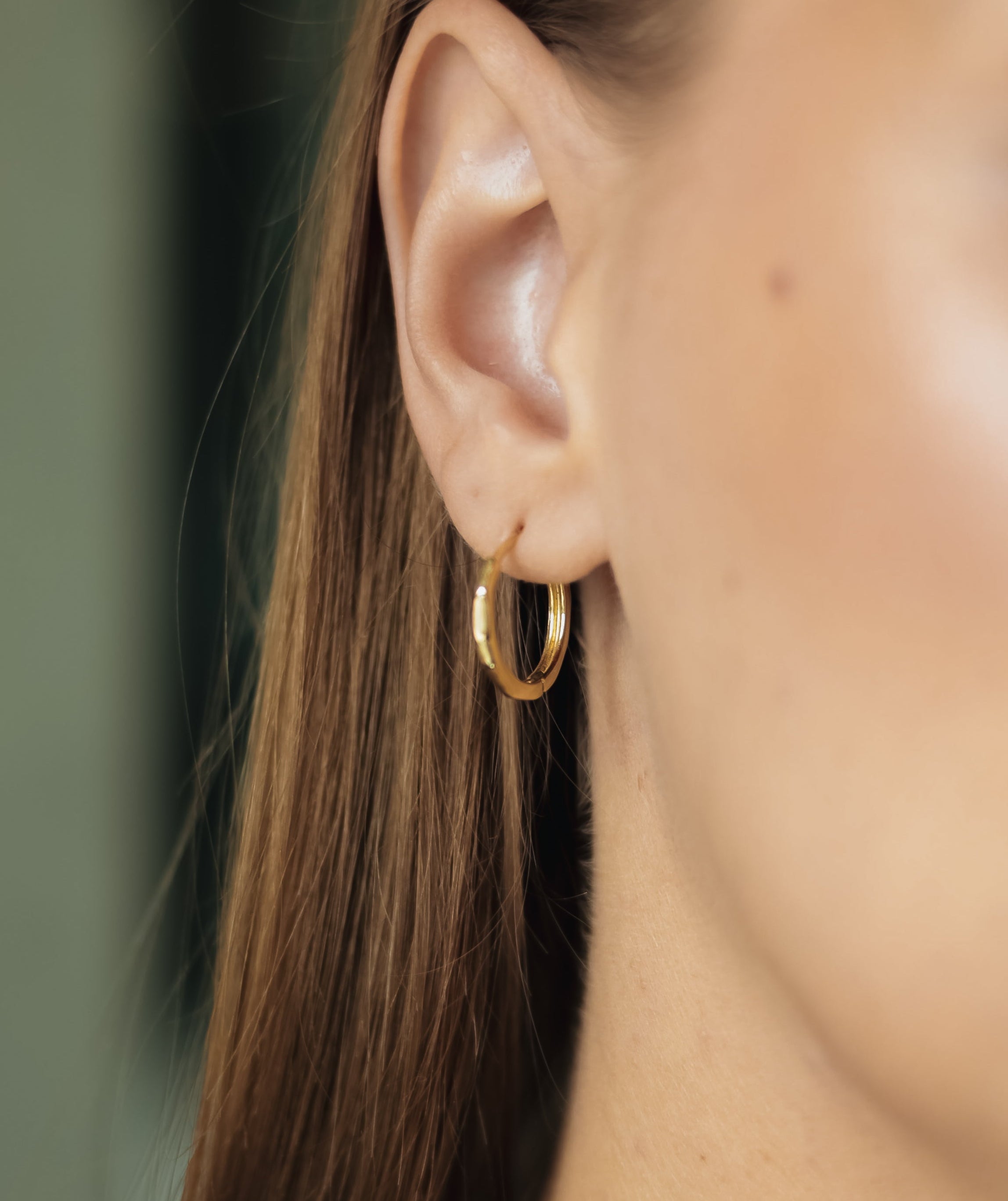 Sedy Jewelry Gold Plated Hoop Earrings, 18mm Small Huggie Hoops