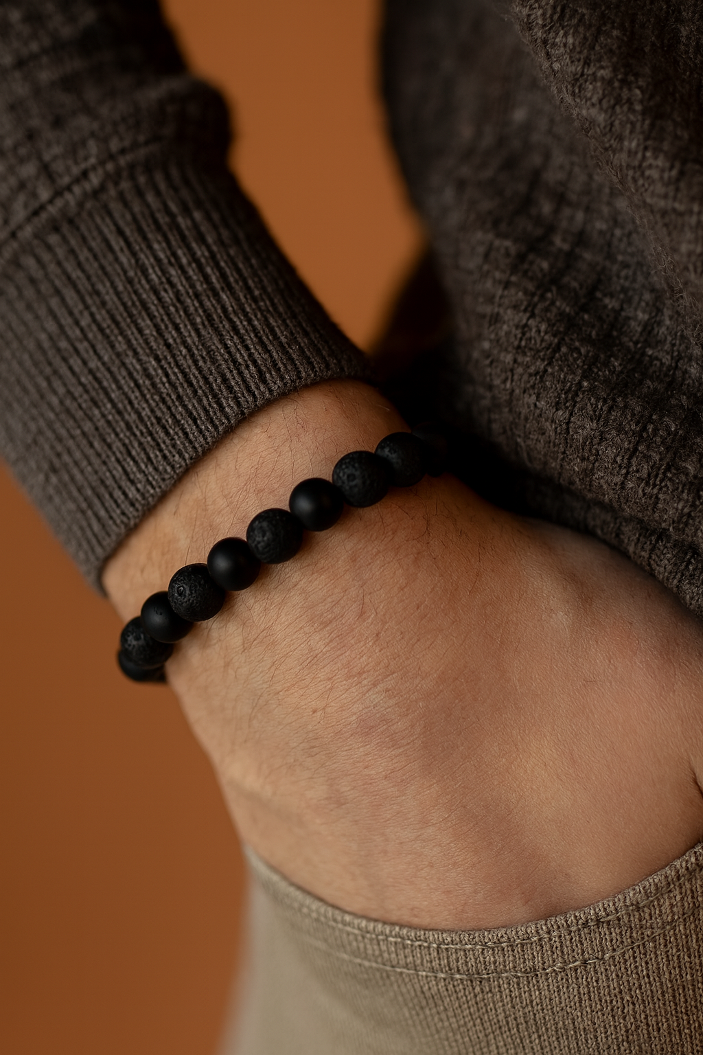 Men’s Lava Stone & Matte Onyx Bracelet – Stretch Beaded Jewelry